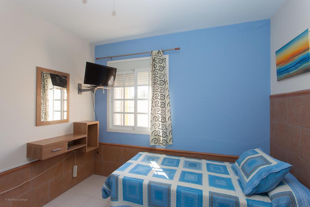 Mare Nostrum Apartments إل بويرتو دي سانتا ماريا الغرفة الصورة